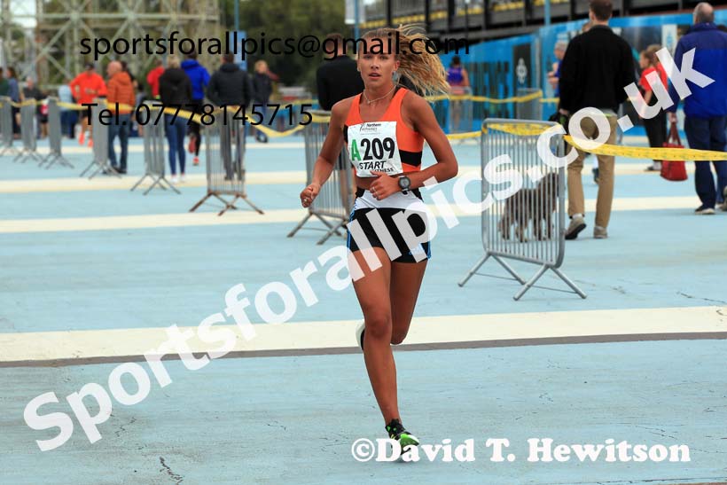 Senior womens 4 Stage Relay, 2022 Northern Road Relays, SportsCity, Manchester. Photo: David T. Hewitson/Sports for All Pics